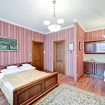 Retro Apartment *