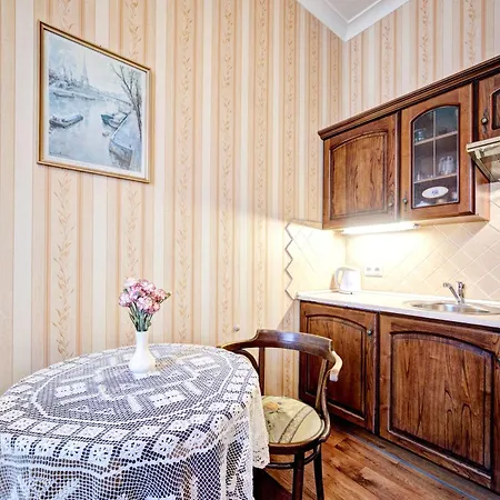 Apartment Retro *