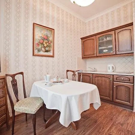 Apartment Retro *